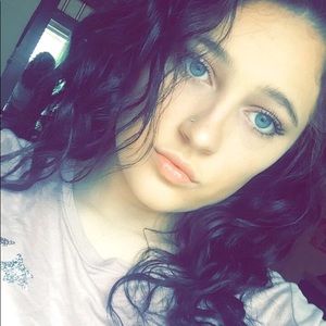 Meet your Posher, Kelsey